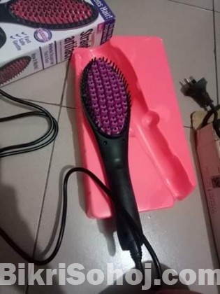 Brush straightener